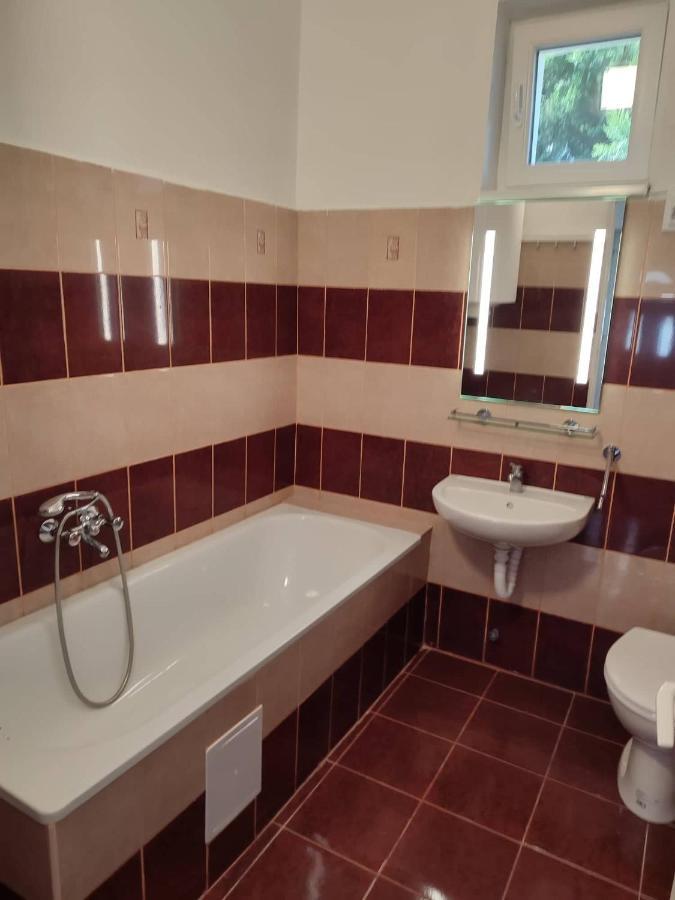Rakos-Patak Family House Hotel Budapest Ngoại thất bức ảnh